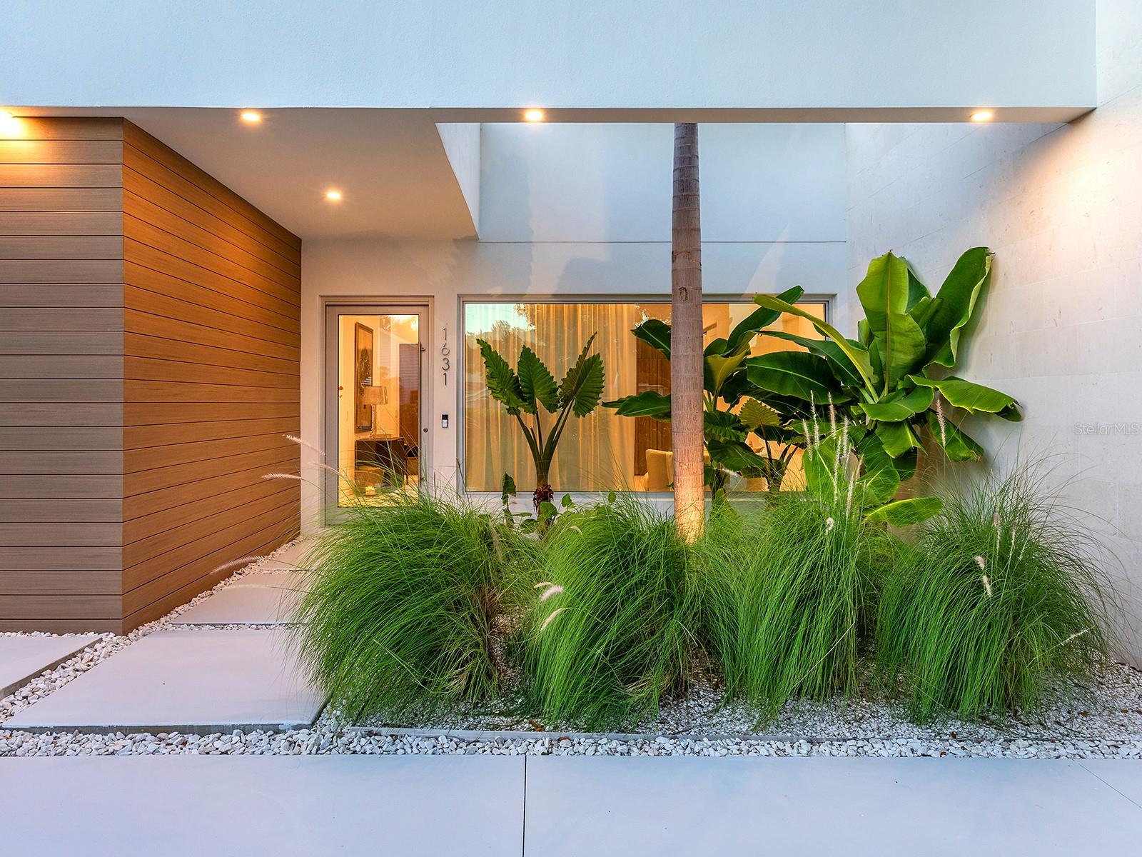 WEST OF TRAIL - Residential