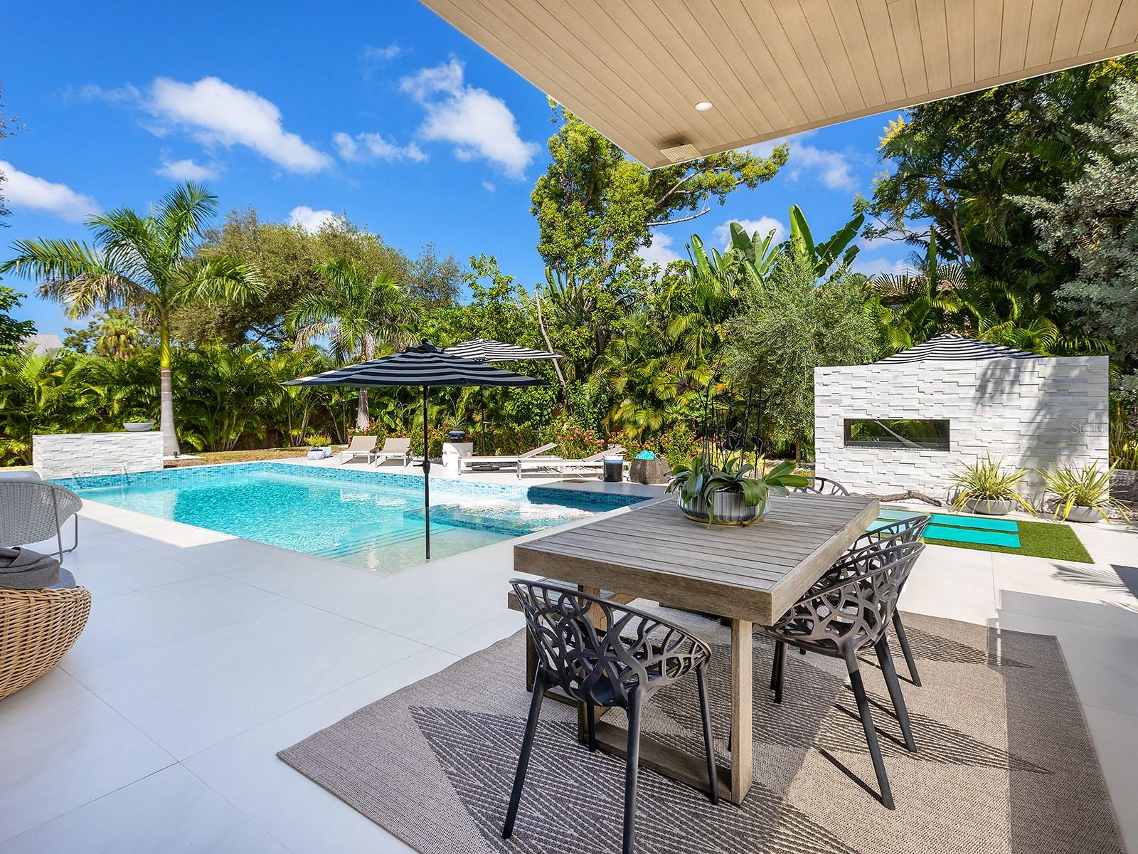 WEST OF TRAIL - Residential