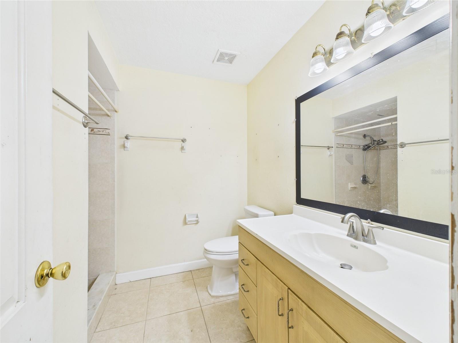 91 W CEDARWOOD CIRCLE