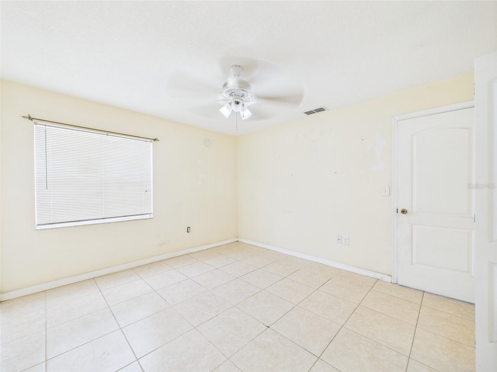 91 W CEDARWOOD CIRCLE