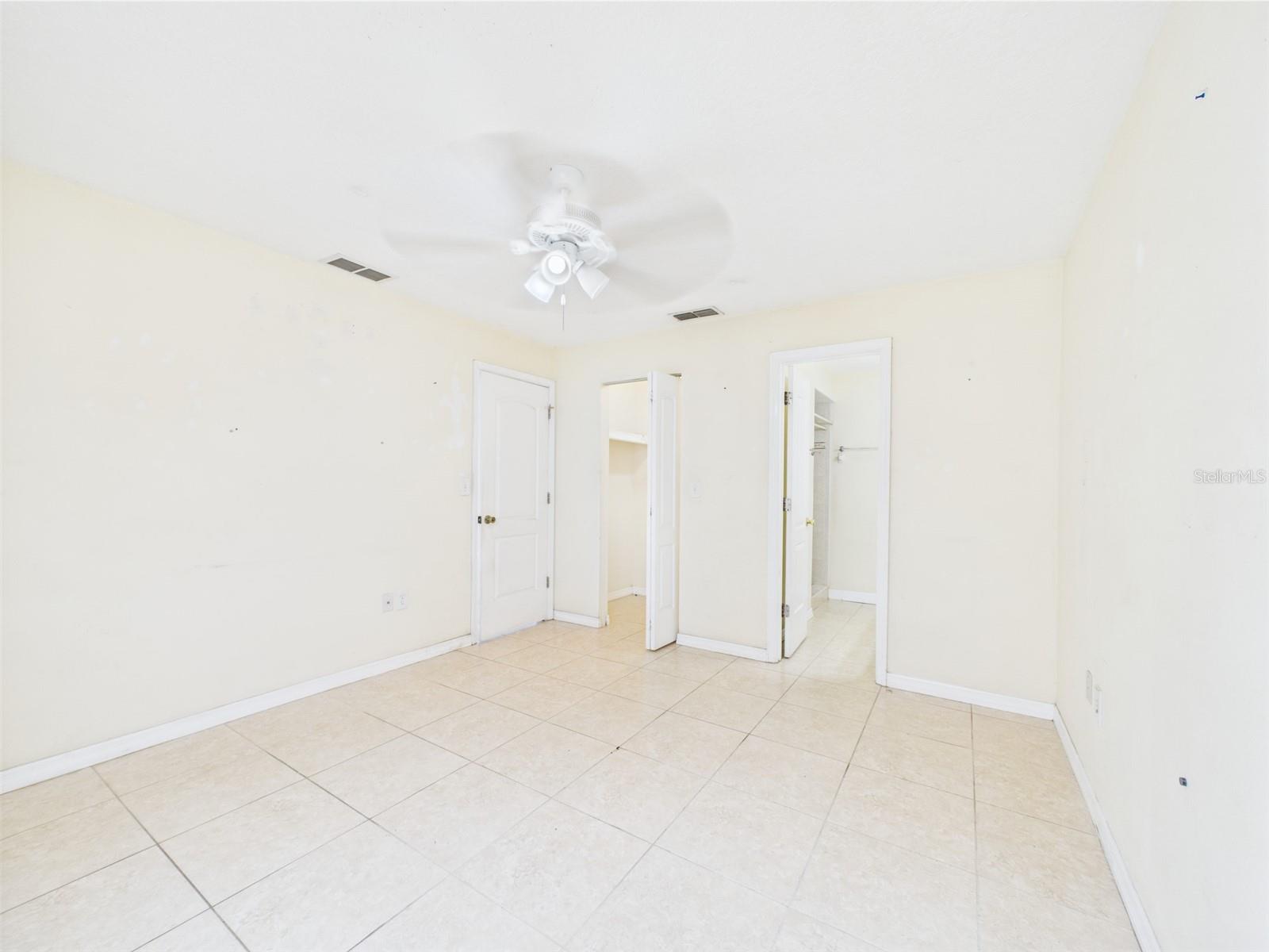 91 W CEDARWOOD CIRCLE