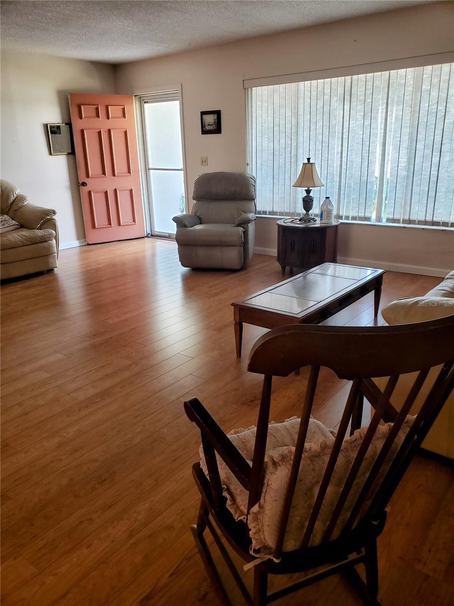 RIVER ISLES - Residential