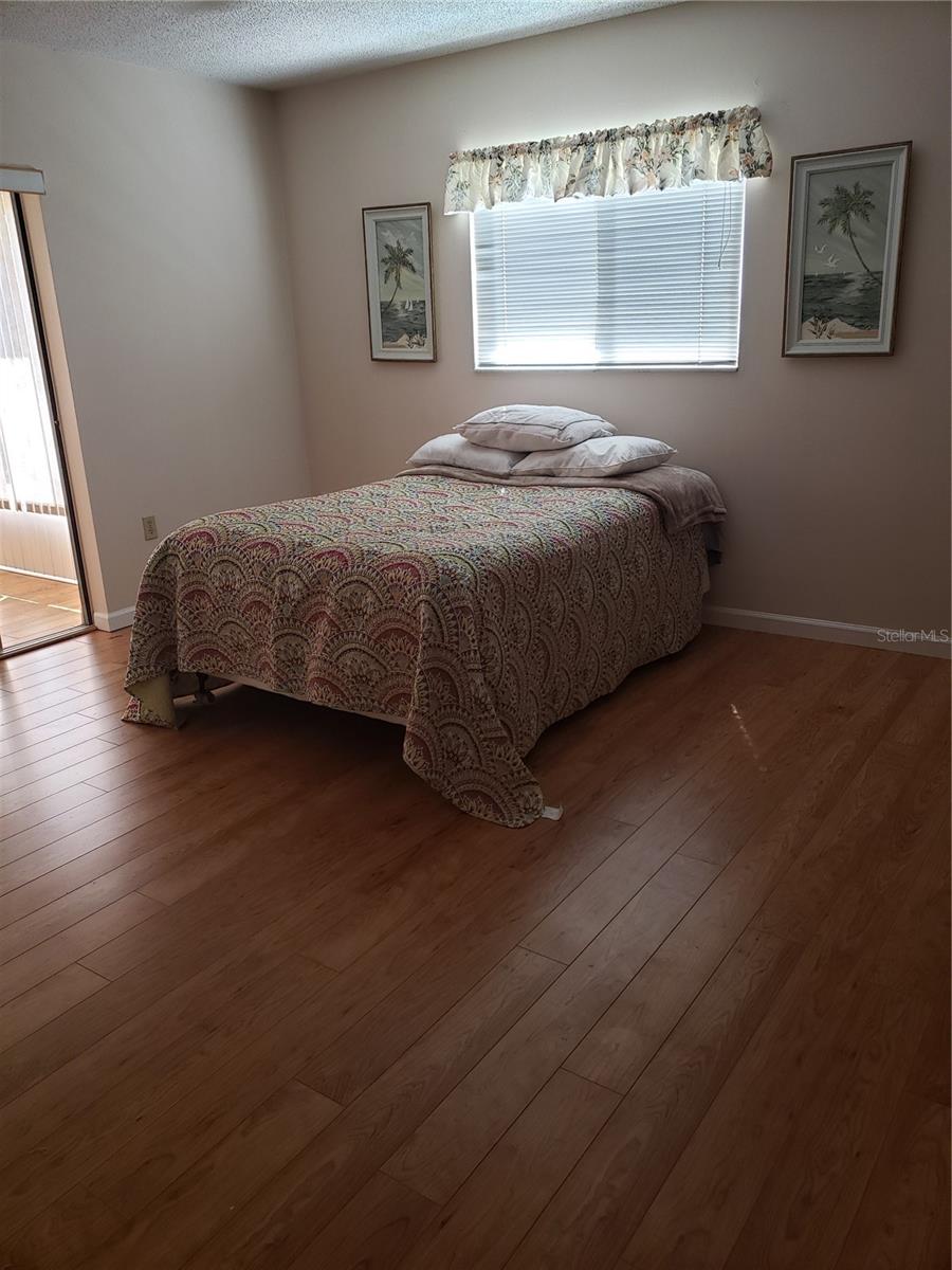 RIVER ISLES - Residential