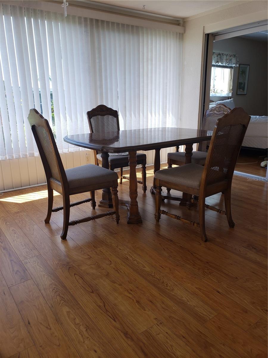 RIVER ISLES - Residential