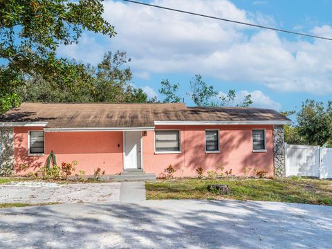 A home in TAMPA