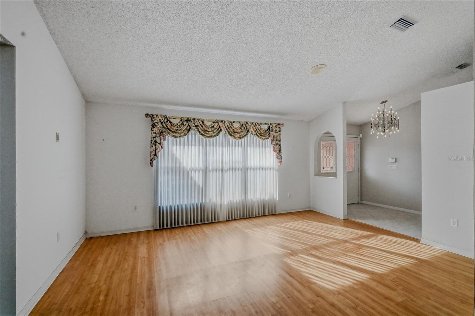 THE MEADOWS - Residential