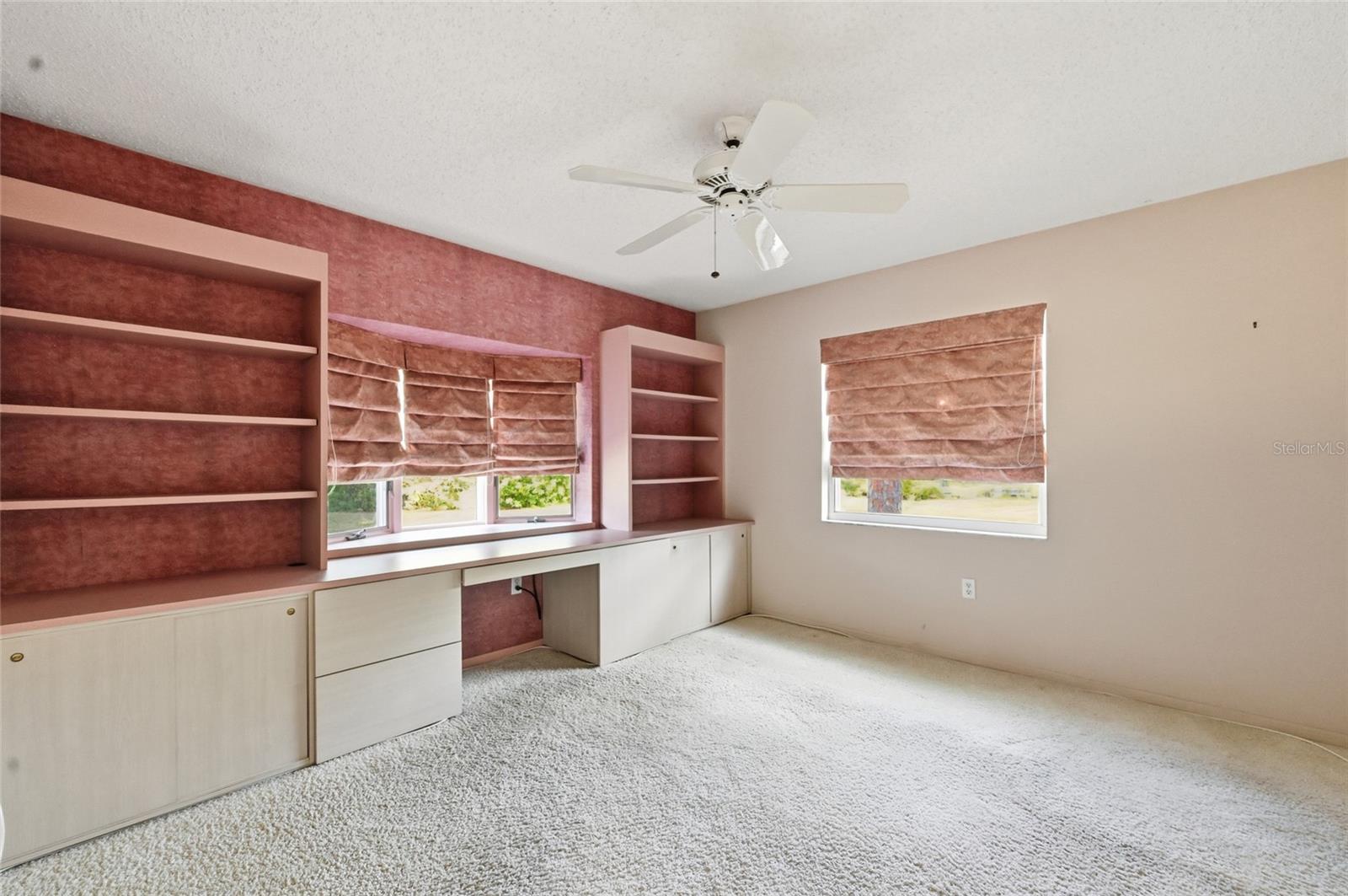 THE MEADOWS - Residential