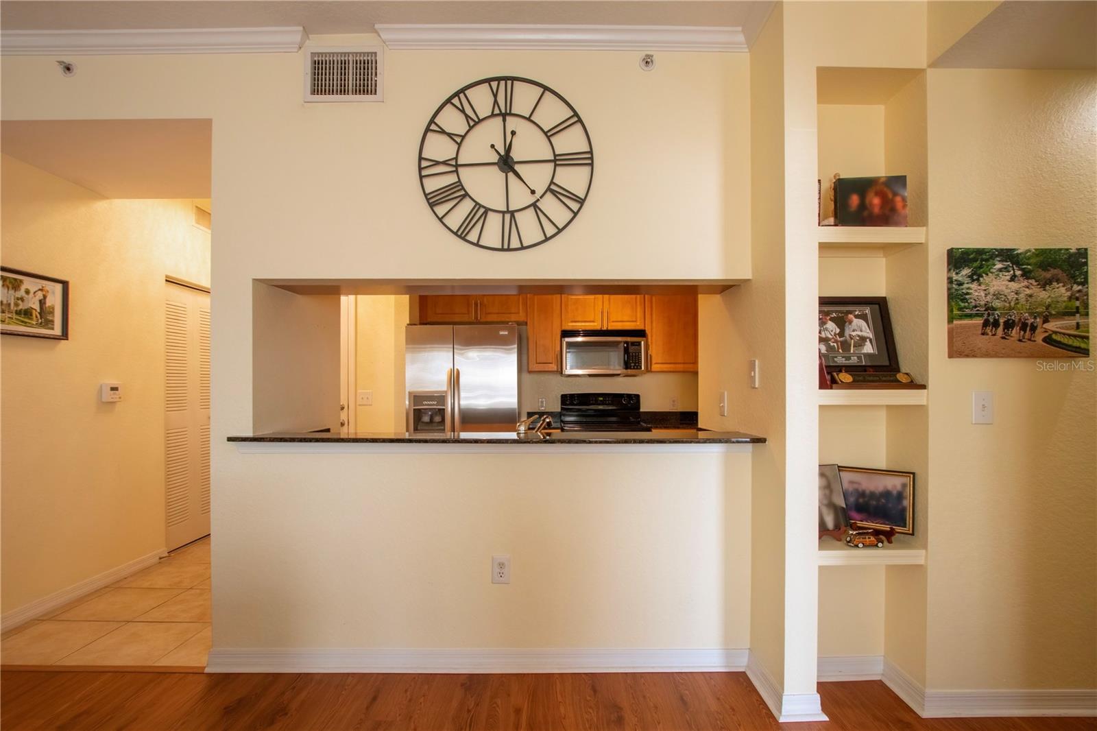 BROADWAY PROMENADE - Residential