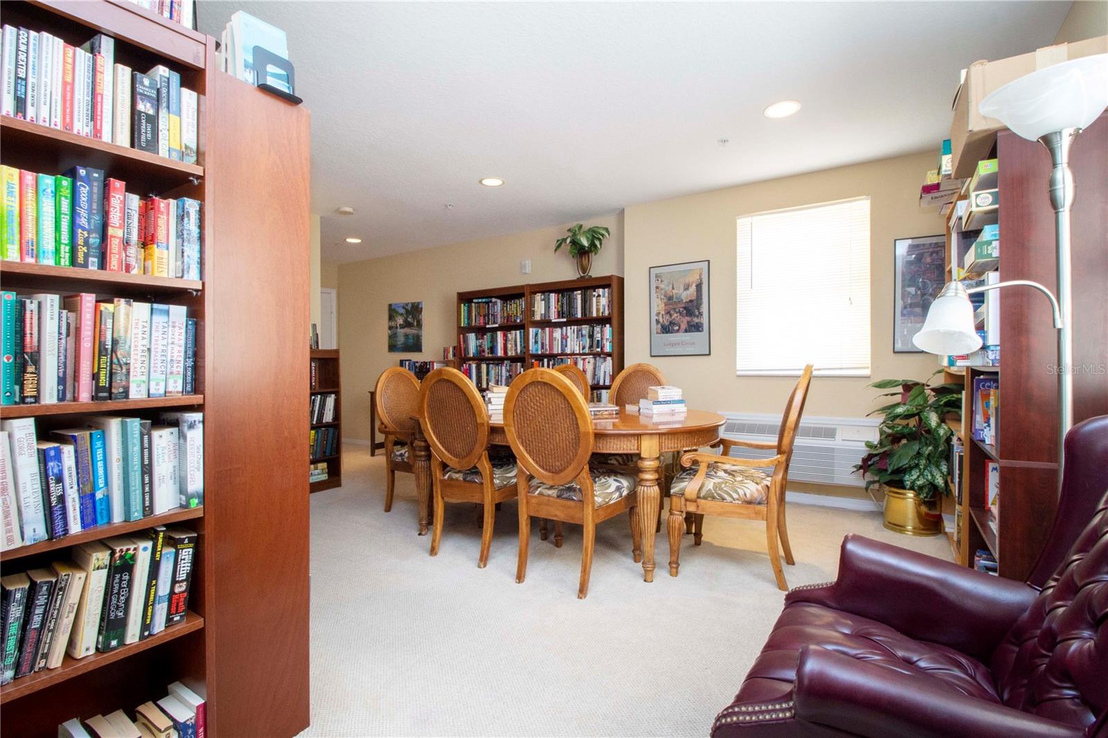 BROADWAY PROMENADE - Residential