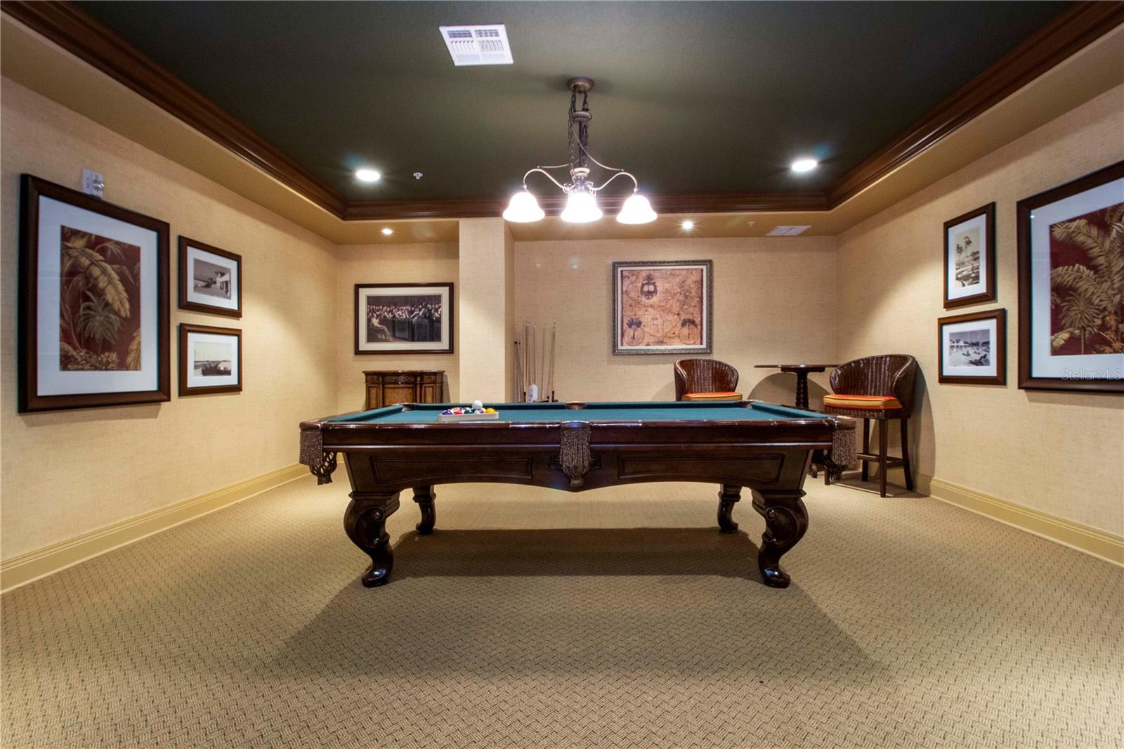 BROADWAY PROMENADE - Residential