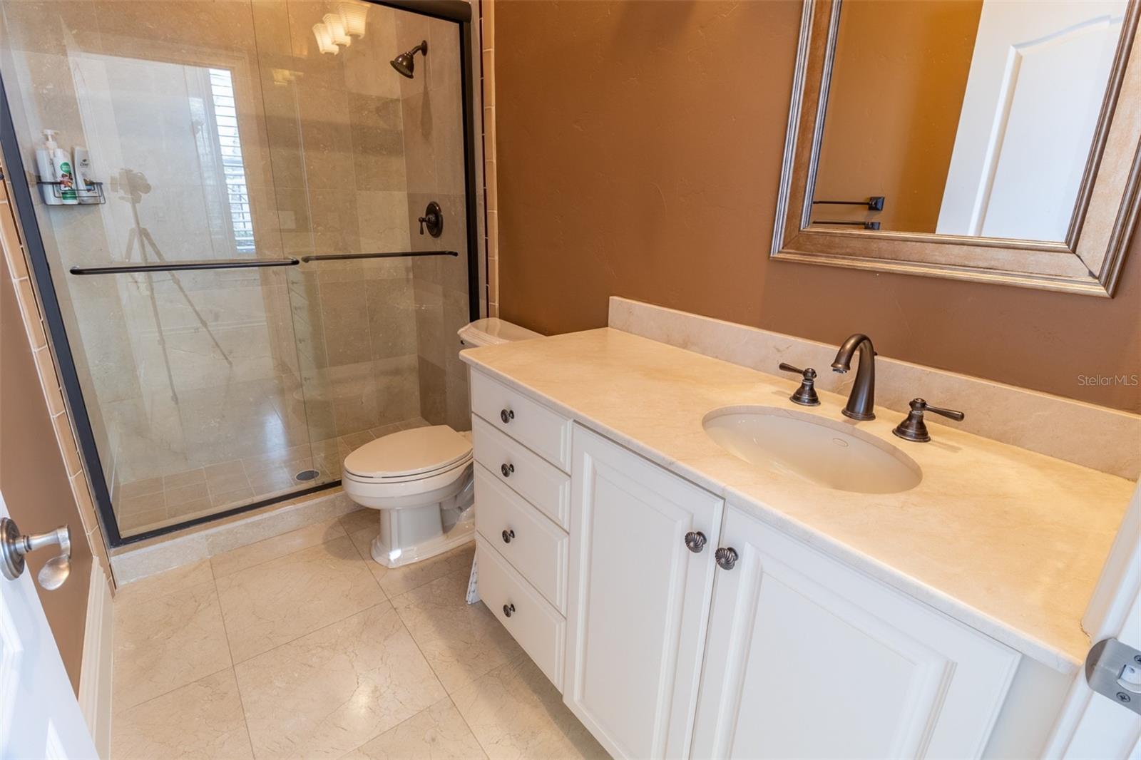 ST TROPEZ AT HARBOR ISLAND PHA - Residential