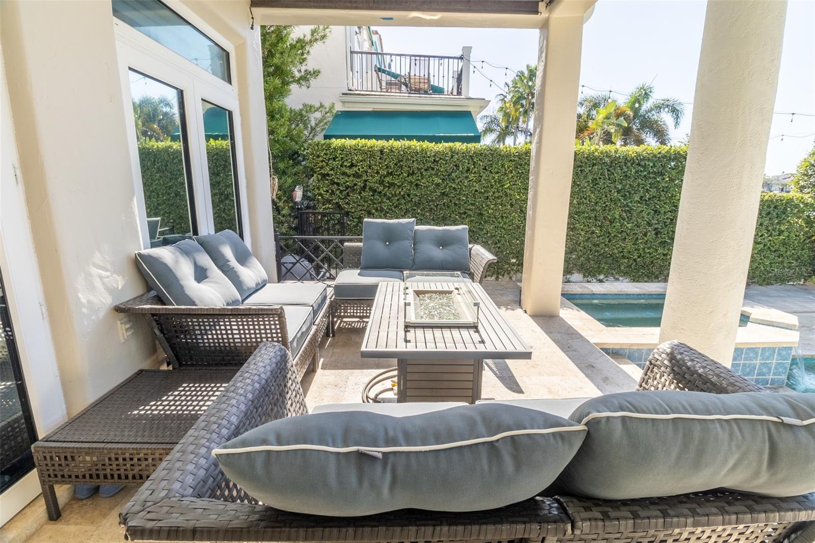 ST TROPEZ AT HARBOR ISLAND PHA - Residential