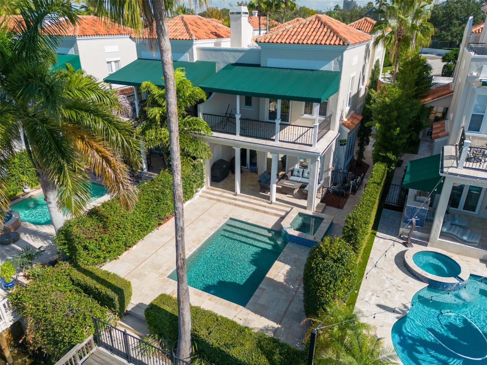 ST TROPEZ AT HARBOR ISLAND PHA - Residential