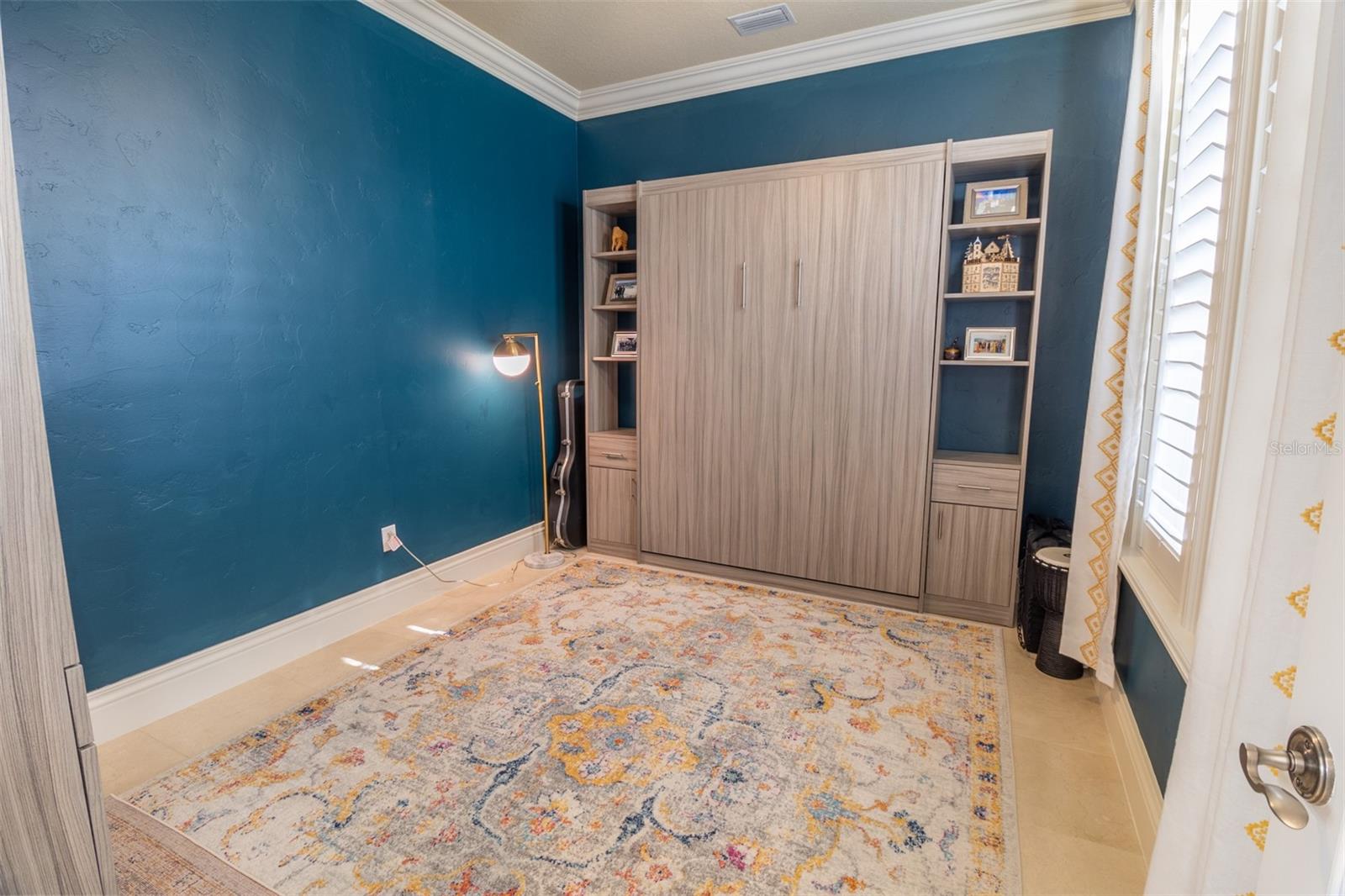 ST TROPEZ AT HARBOR ISLAND PHA - Residential