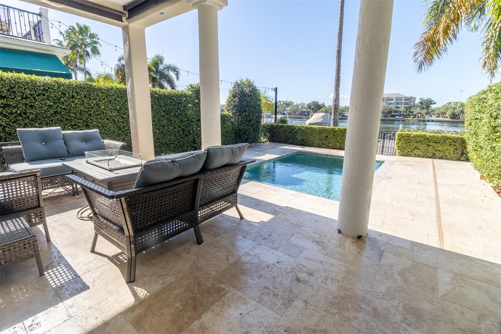 ST TROPEZ AT HARBOR ISLAND PHA - Residential