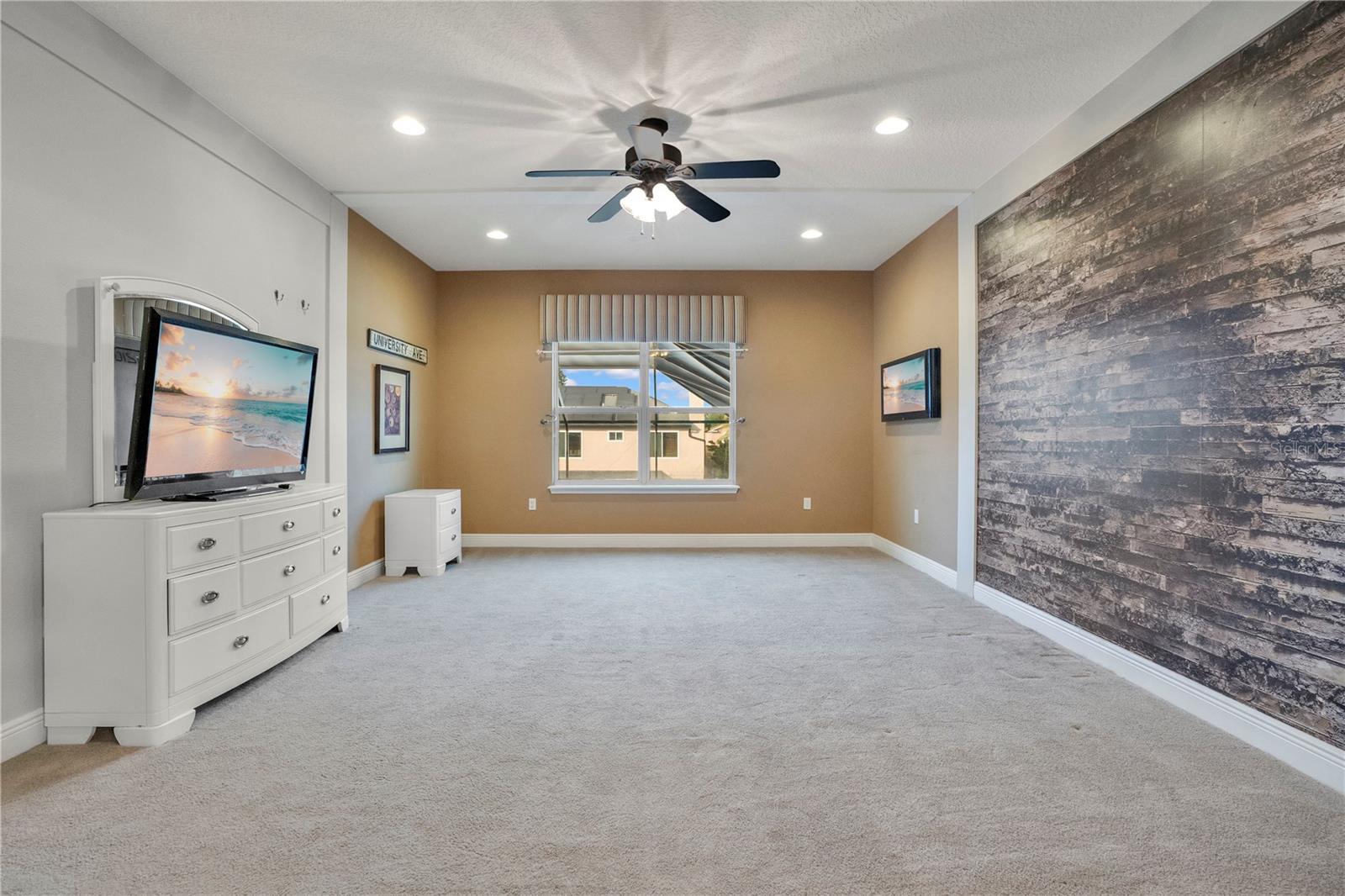 ELLINGSWORTH - Residential