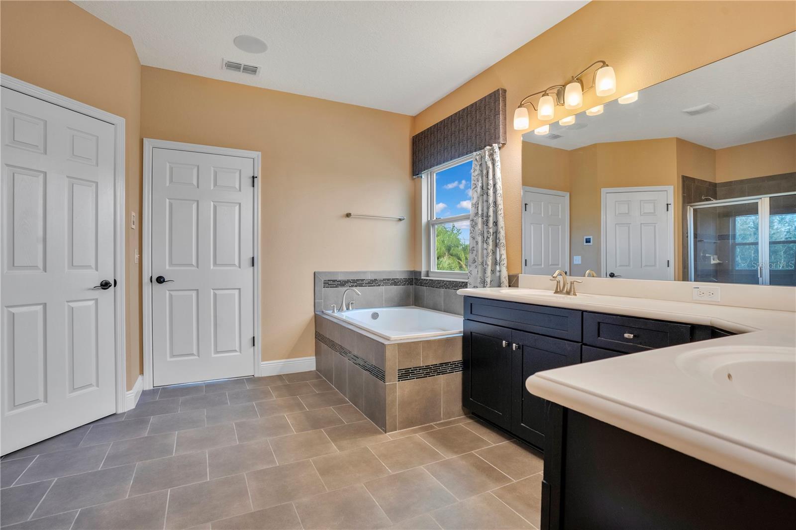 ELLINGSWORTH - Residential