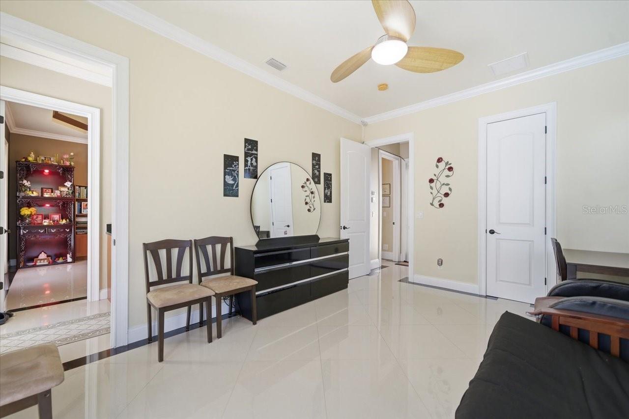 UNPLATTED - Residential