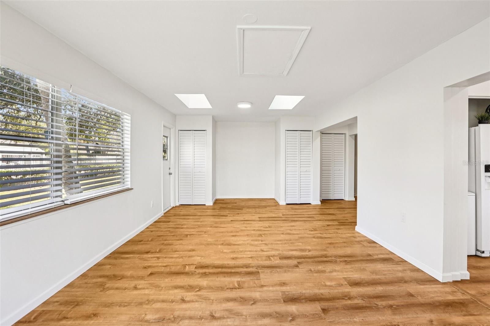 BAY TOWNE WEST - Residential Lease