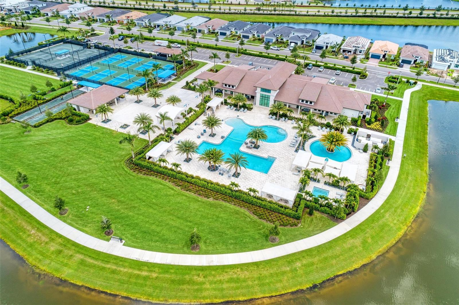 CRESSWIND LAKEWOOD RANCH - Residential