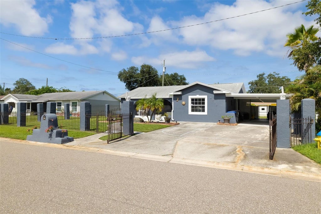 Photo of 6012 Francis Drive, Apollo Beach, FL 33572 (MLS # A4707308)