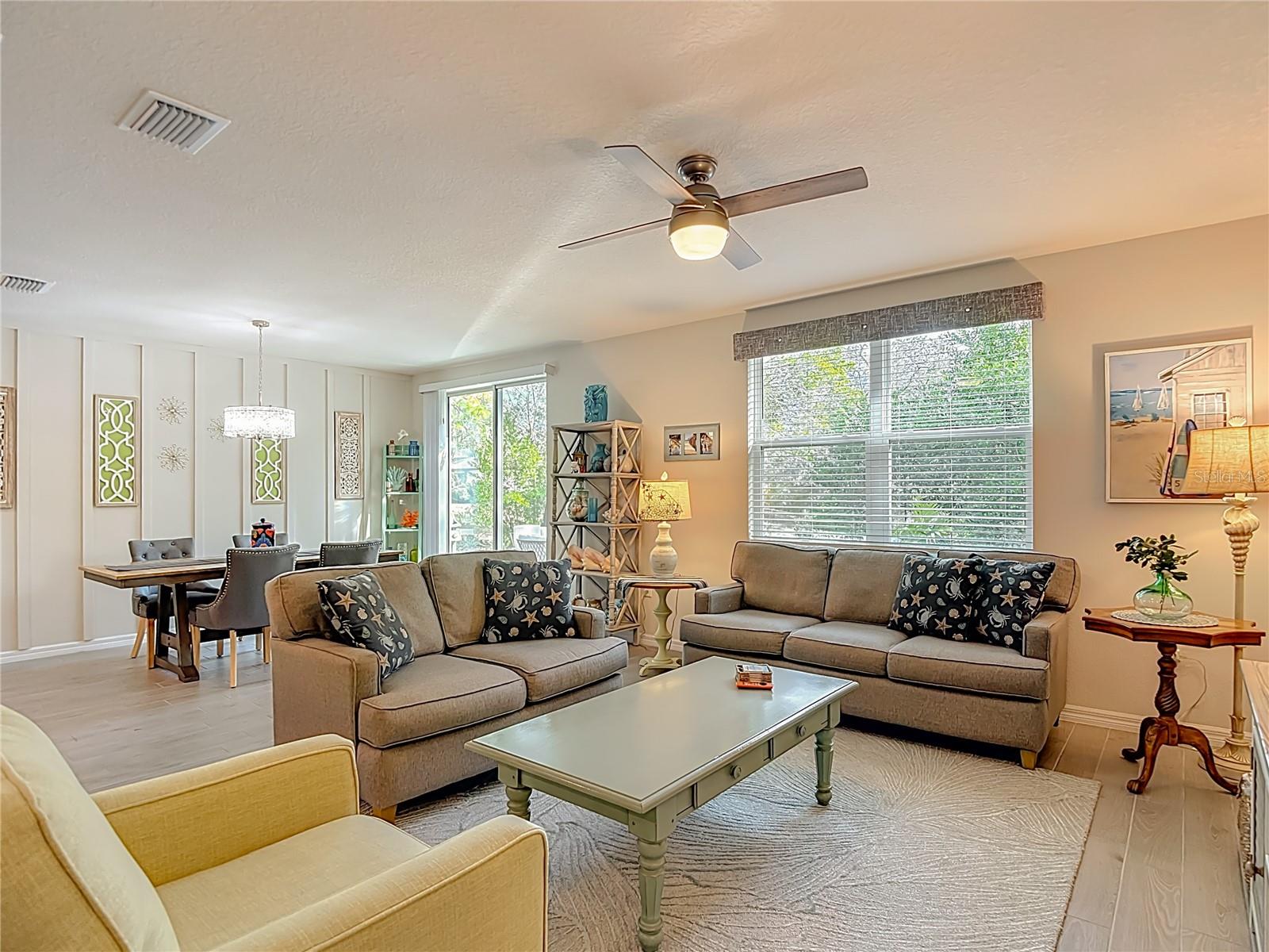 THE OAKS OF SPRING HILL - Residential