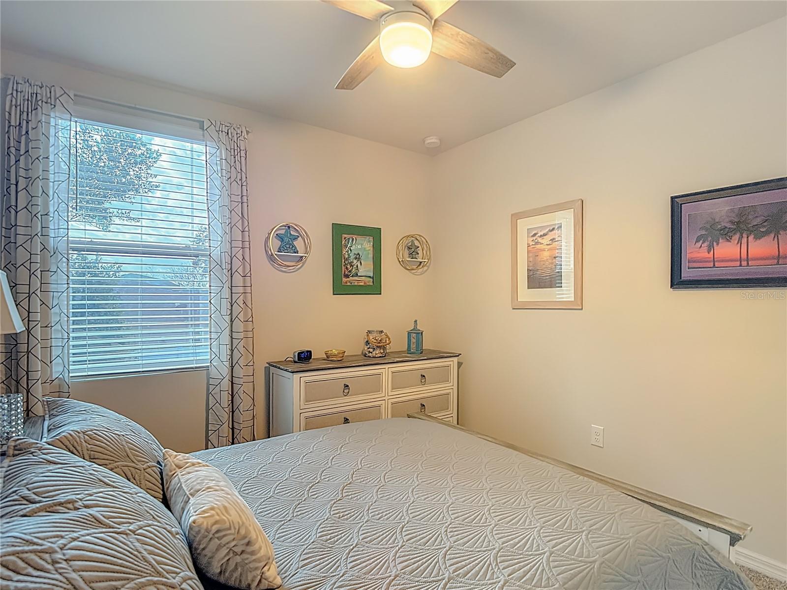 THE OAKS OF SPRING HILL - Residential