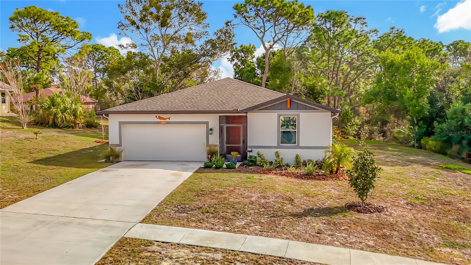 THE OAKS OF SPRING HILL - Residential