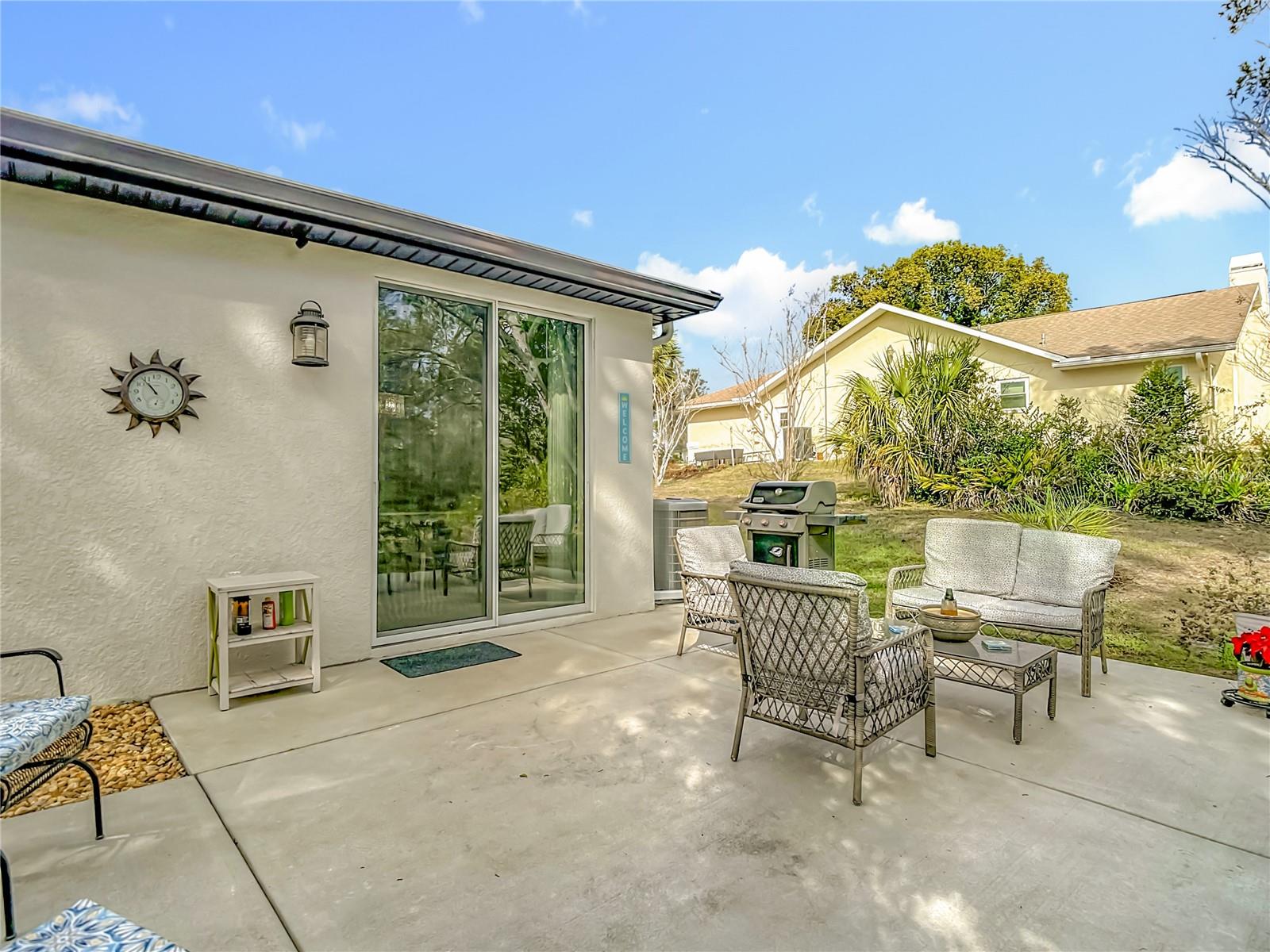 THE OAKS OF SPRING HILL - Residential