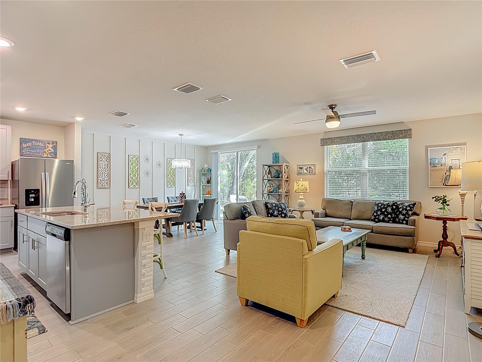 THE OAKS OF SPRING HILL - Residential