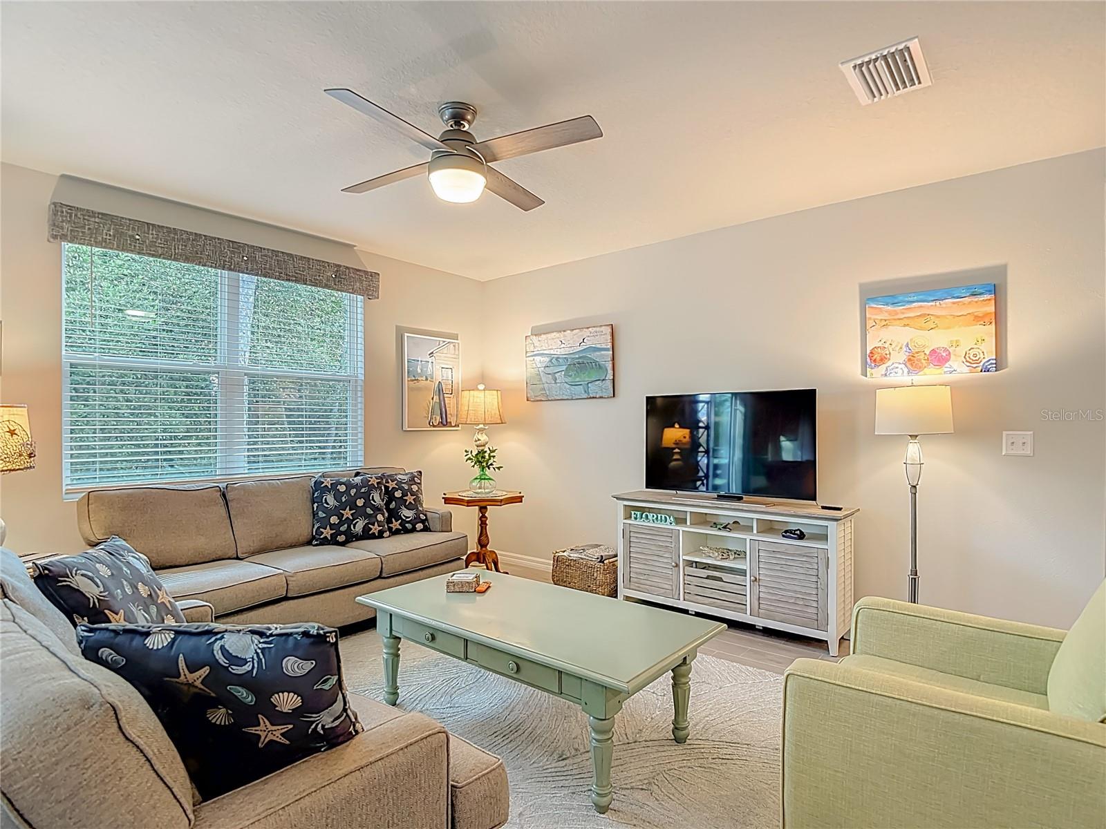 THE OAKS OF SPRING HILL - Residential