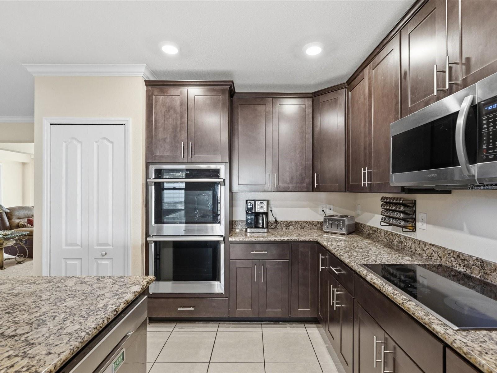 SPRING HILL - Residential