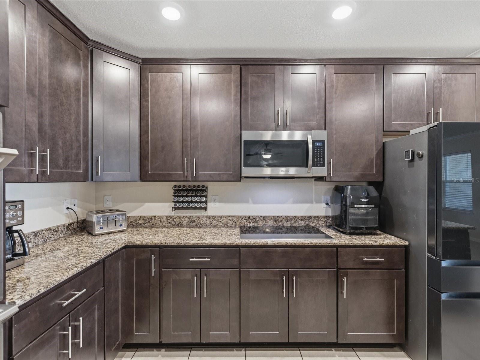 SPRING HILL - Residential