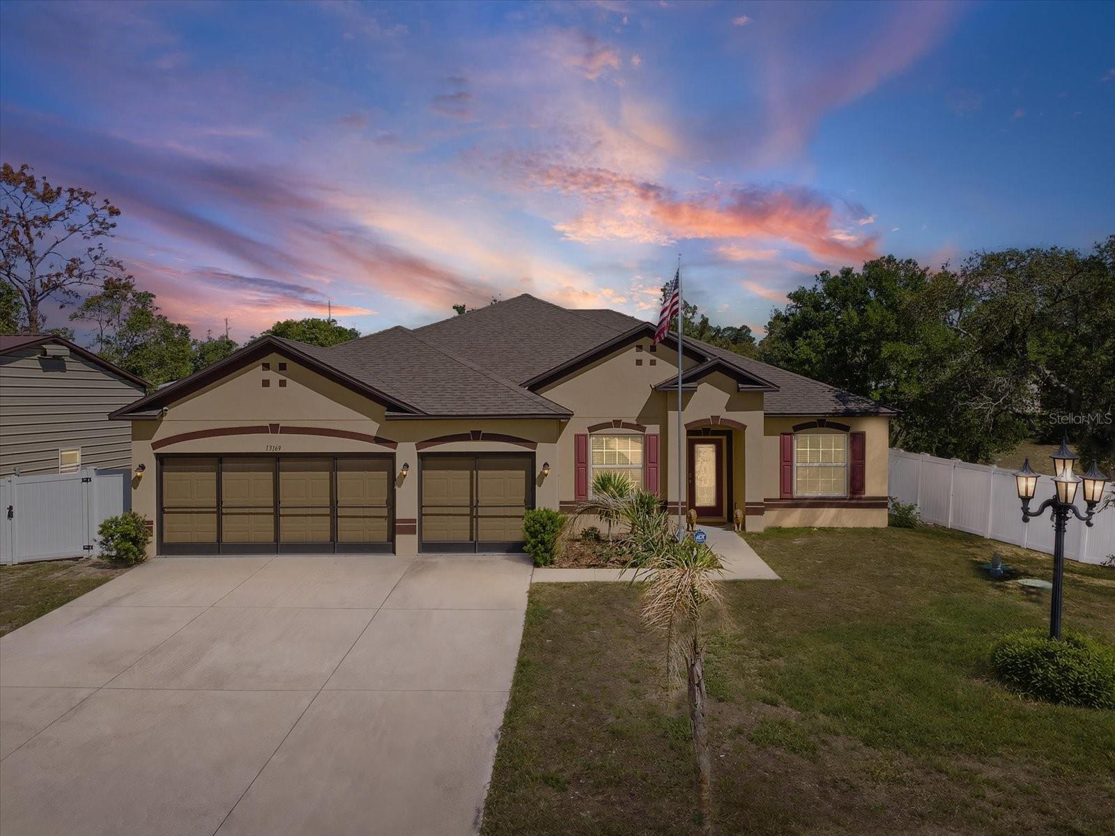 SPRING HILL - Residential