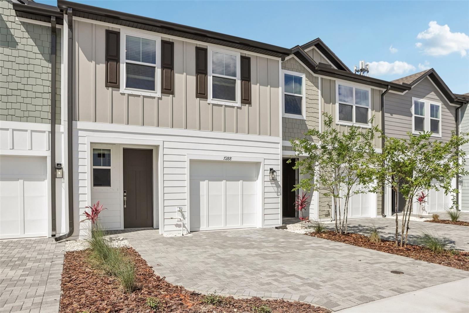 7288 DEER VALLEY CIRCLE