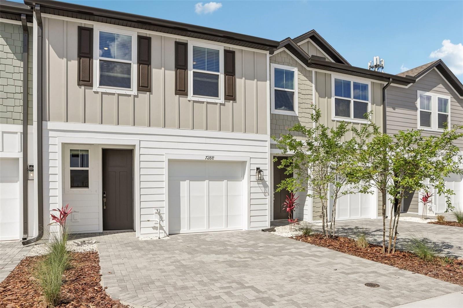 7288 DEER VALLEY CIRCLE