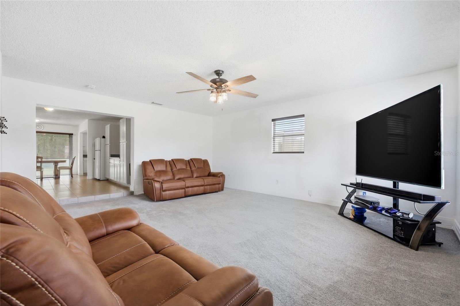 SKY LAKE OAK RIDGE SEC - Residential