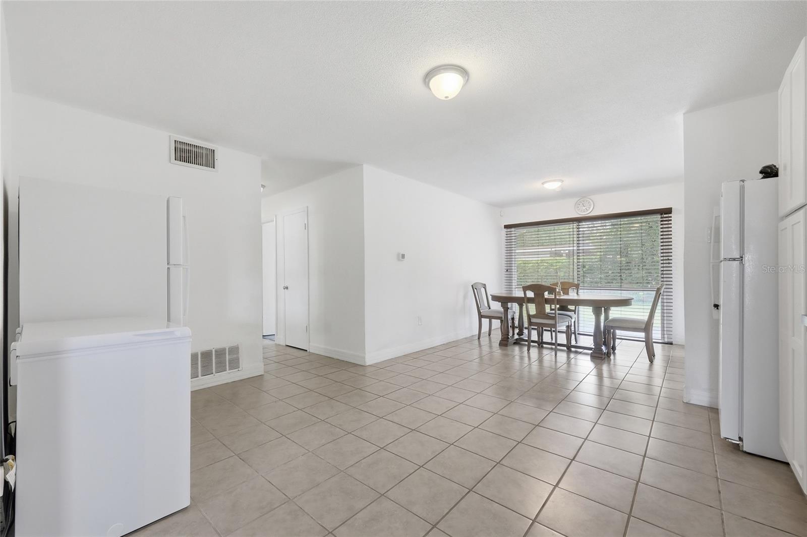 SKY LAKE OAK RIDGE SEC - Residential