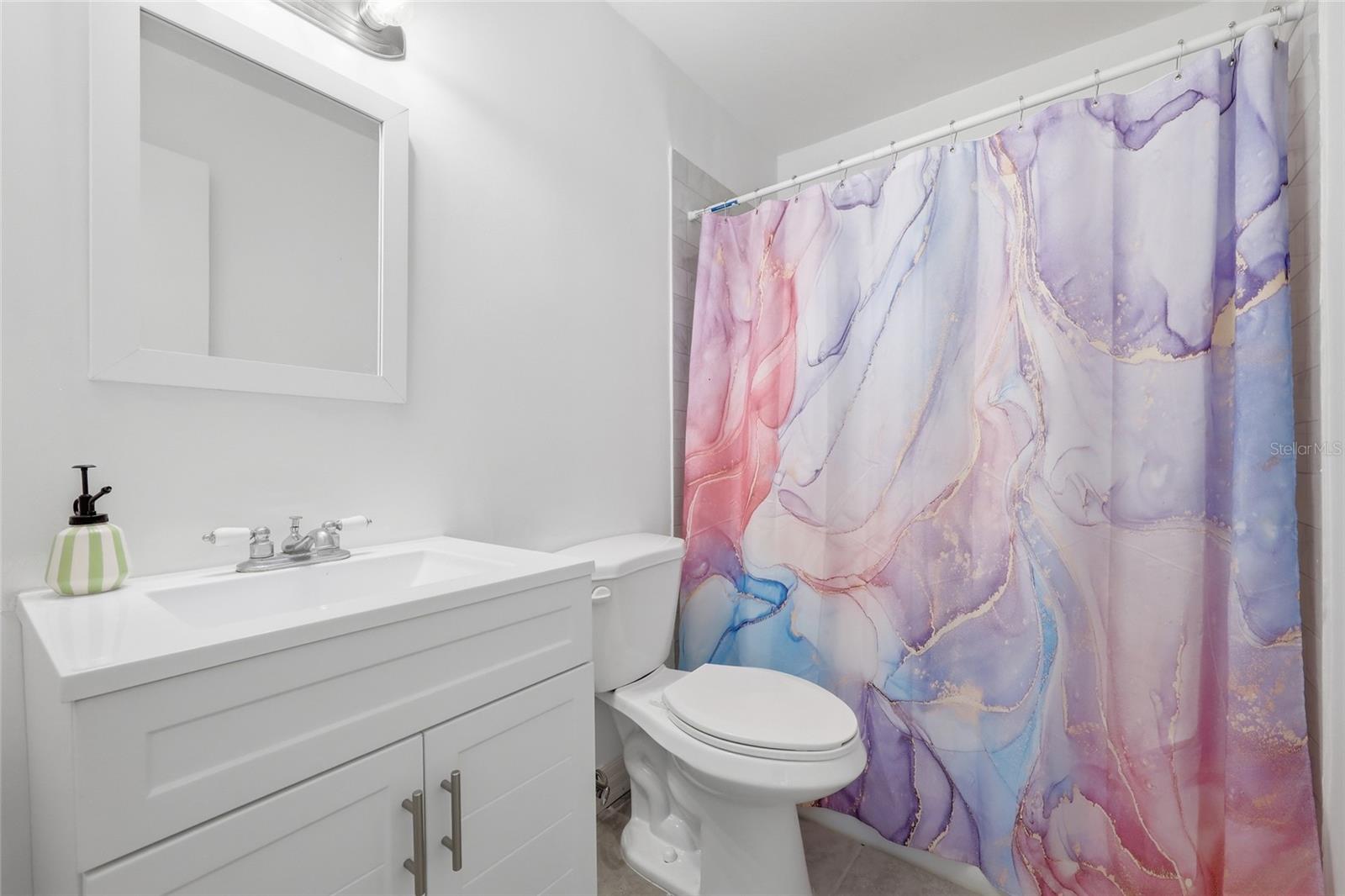 SKY LAKE OAK RIDGE SEC - Residential