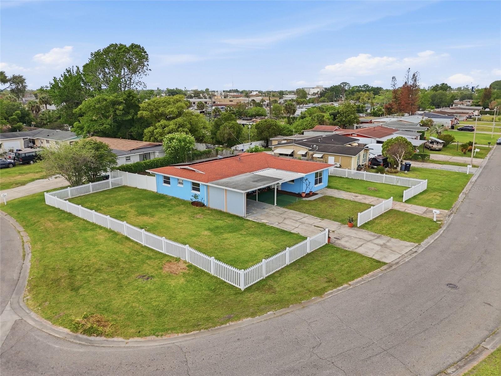 SKY LAKE OAK RIDGE SEC - Residential