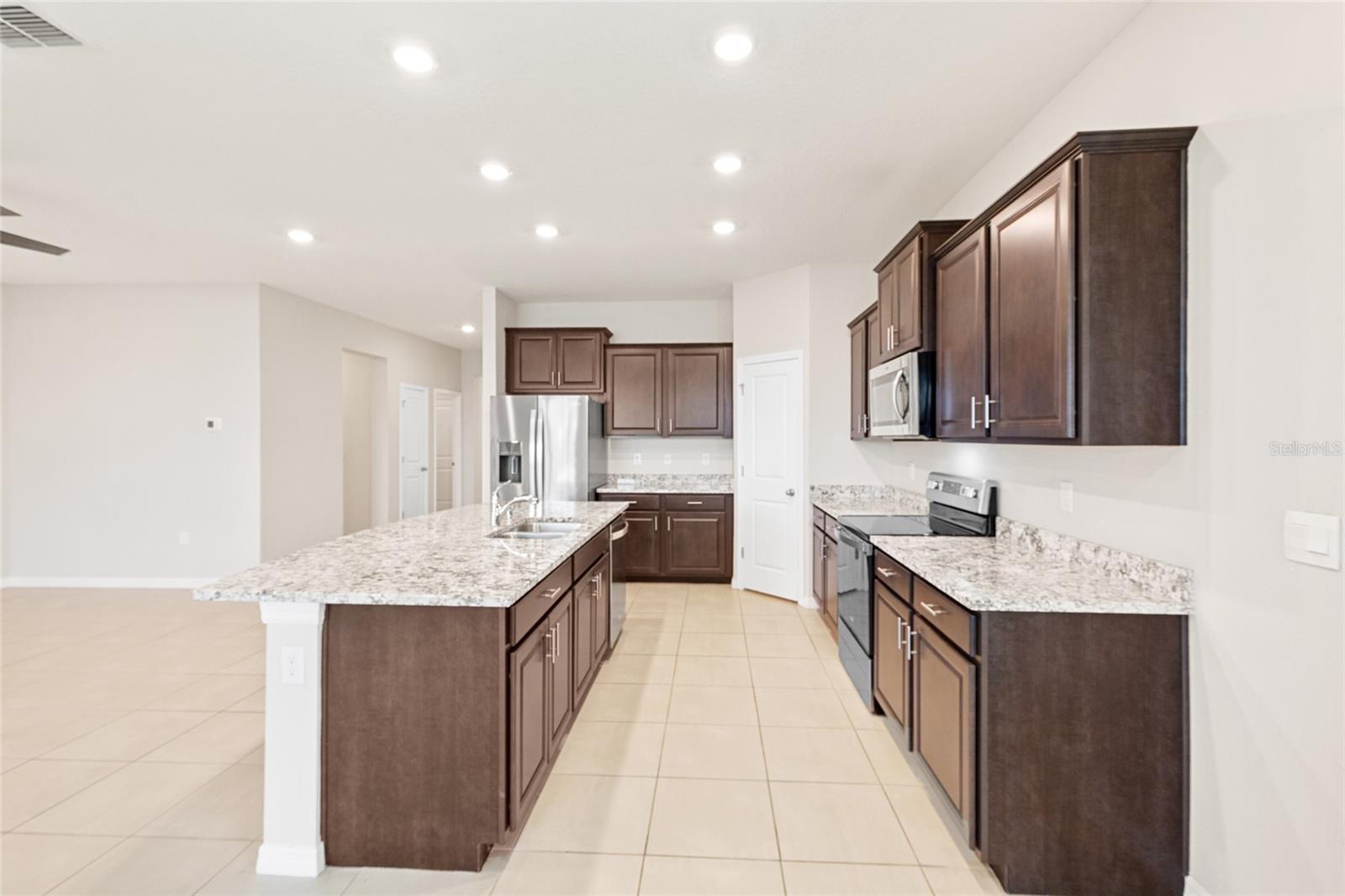 EVERGREEN ESTATES - Residential