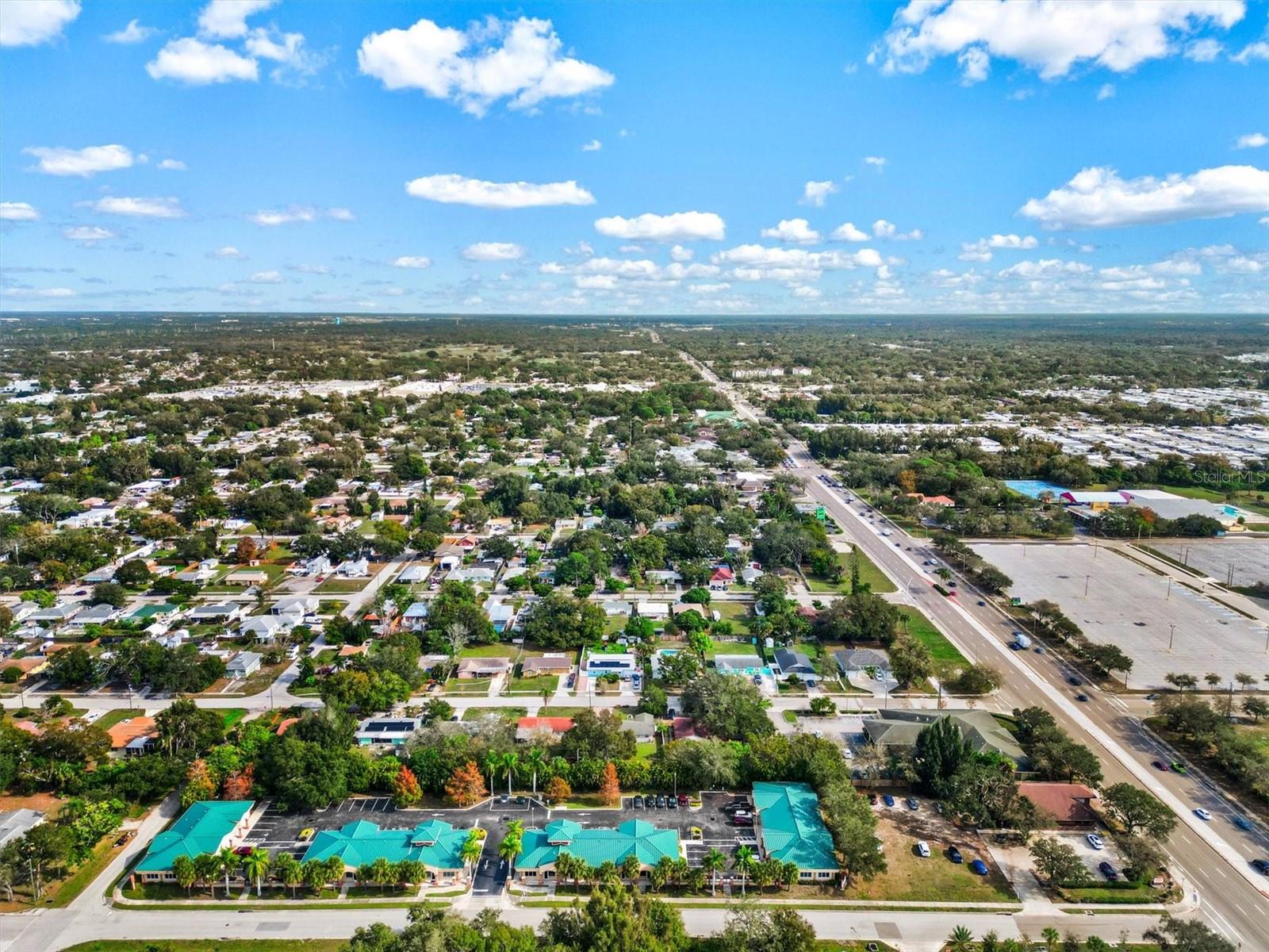 FRANKLIN FIELD BUS CENTER - Commercial Sale