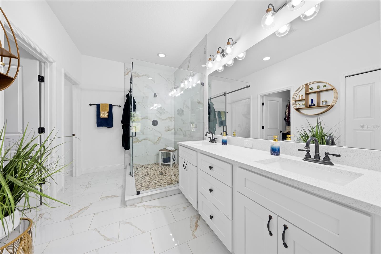 BAY LAKE RANCH UNIT 3 - Residential