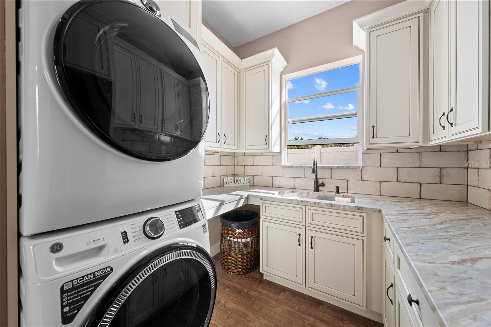 BAY LAKE RANCH UNIT 3 - Residential