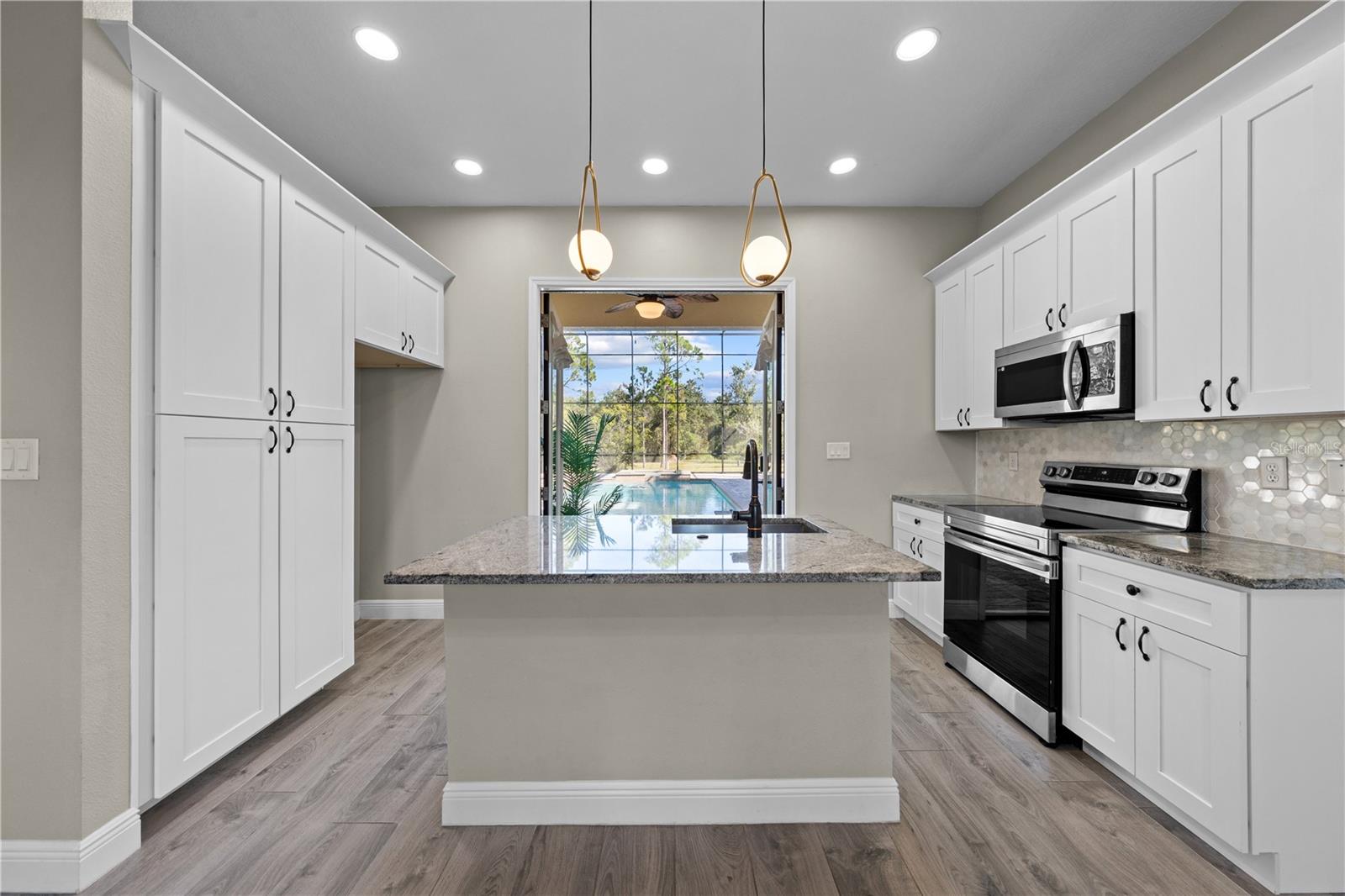 BAY LAKE RANCH UNIT 3 - Residential