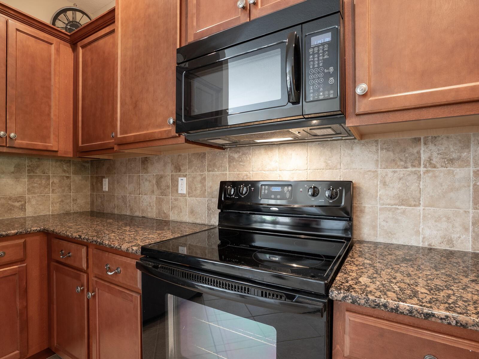 VENETIAN FALLS PH 3 - Residential