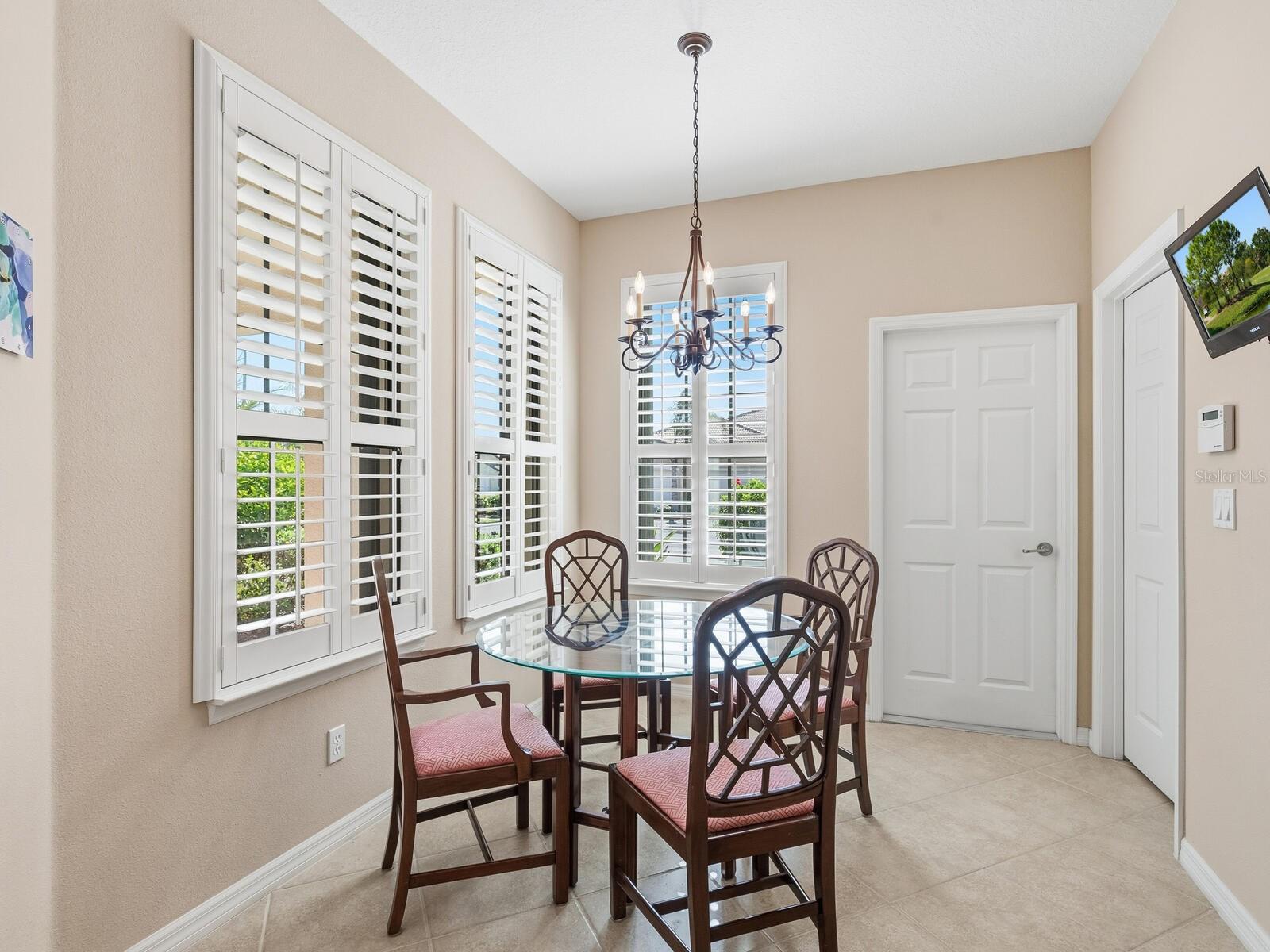 VENETIAN FALLS PH 3 - Residential