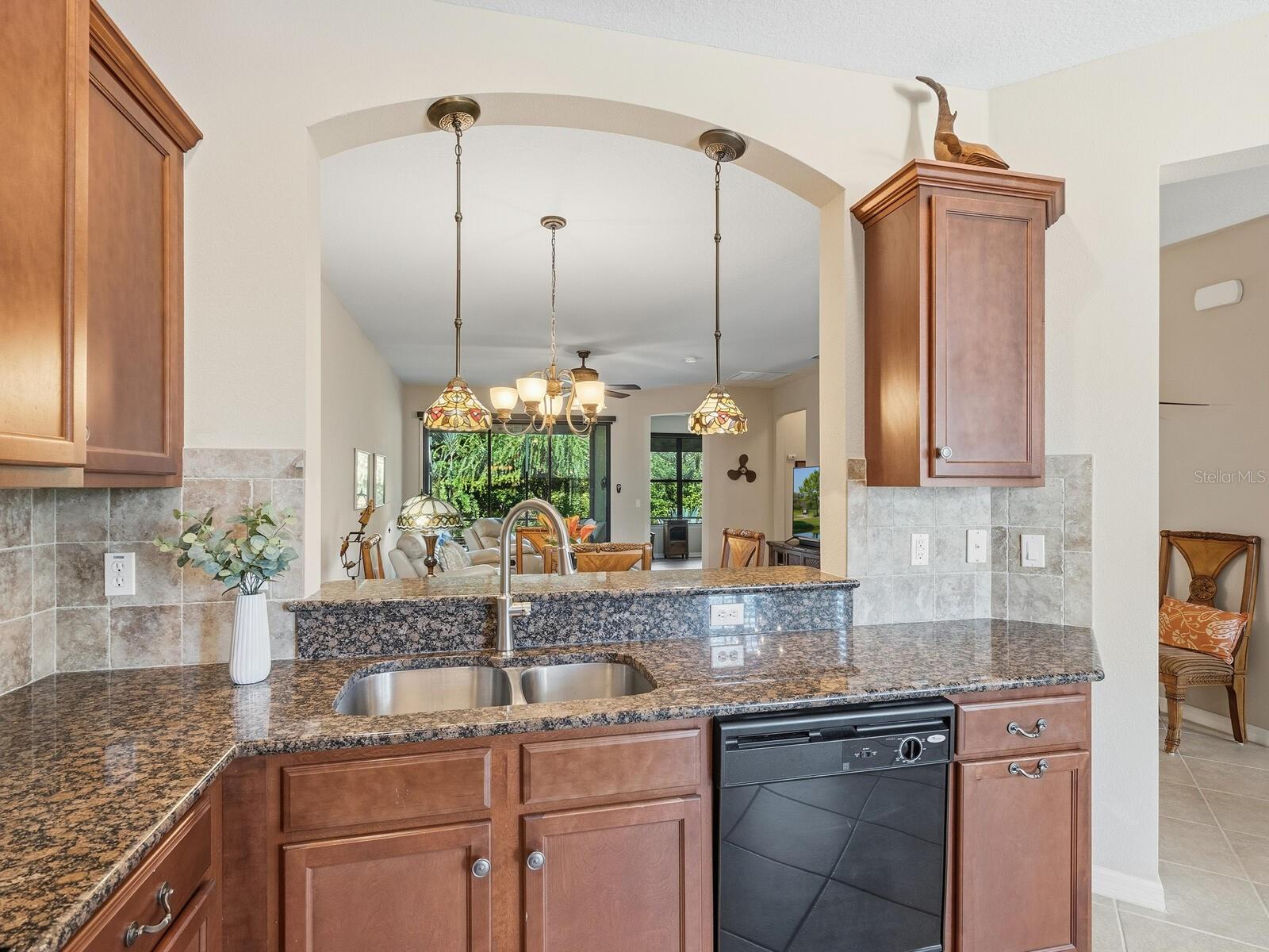 VENETIAN FALLS PH 3 - Residential