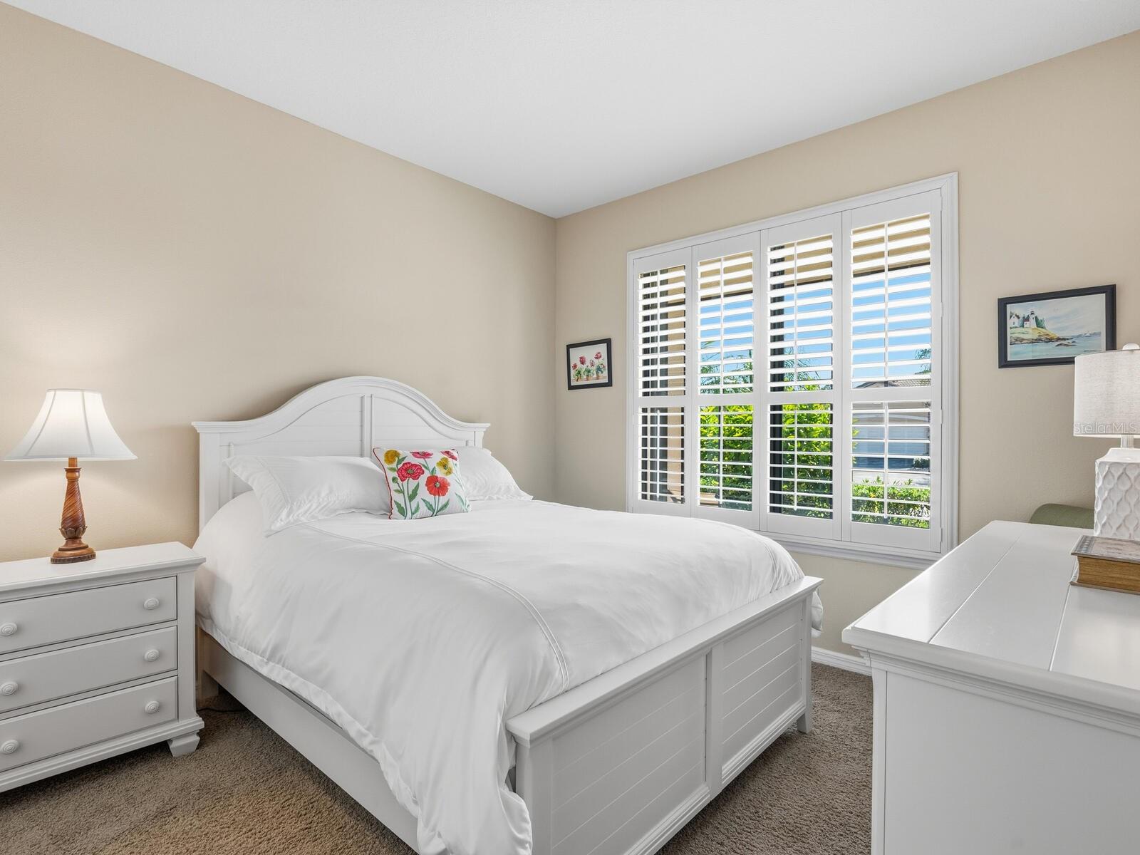 VENETIAN FALLS PH 3 - Residential