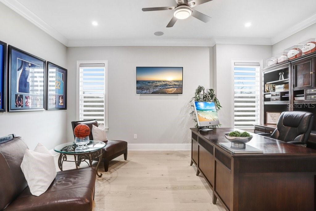 SUNSET PARK - Residential